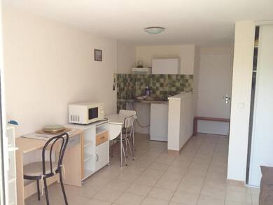 Appartement à louer 370 € 1 pièce 25 m² Quartir Nord Mauguio 34130