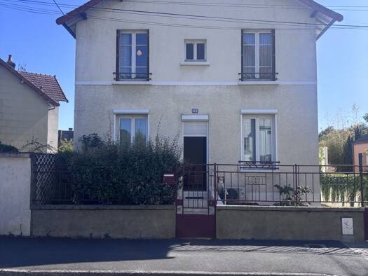 Maison à vendre 159 000 € 5 pièces 4 chambres 132 m² 345 m² de terrain Decize Bourgogne Moulins 03000