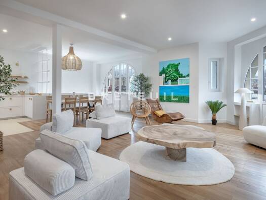 Appartement à vendre 1 328 500 € 5 pièces 3 chambres 133 m² RDC/2 Centre-Benoît La Baule-Escoublac 44500