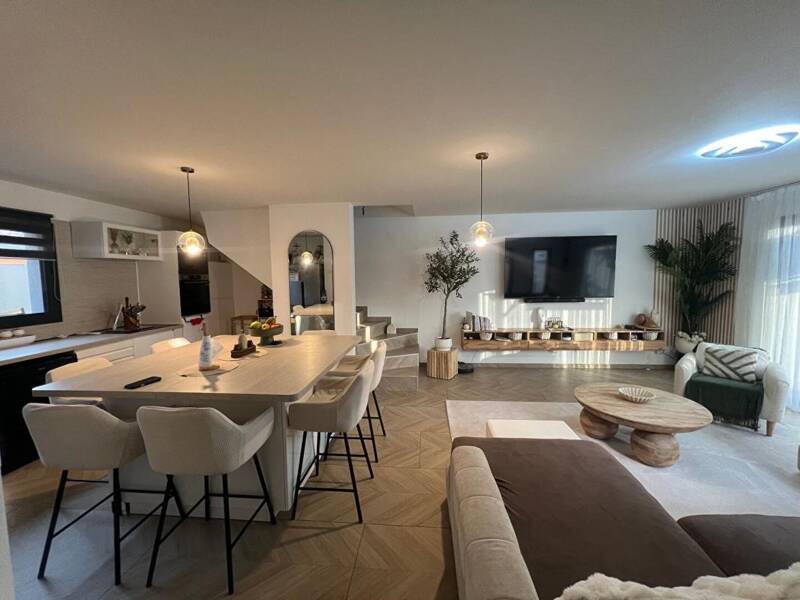 Maison à vendre, 96m², GUILHERAND GRANGES