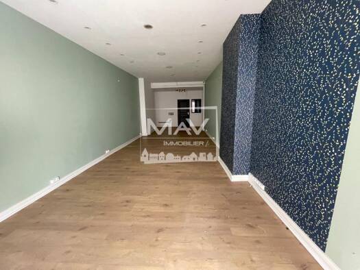 Local commercial à vendre 75 000 € 62 m² de surface de vente Nord Ouest Aire-sur-la-Lys 62120