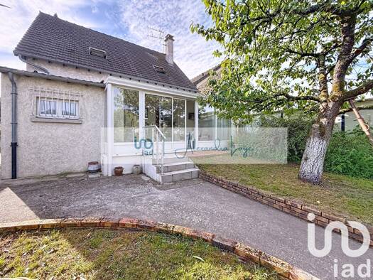 Maison à vendre 279 000 € 6 pièces 4 chambres 96 m² 480 m² de terrain Petit Dammarie-Croix Saint Jacques Dammarie-les-Lys 77190