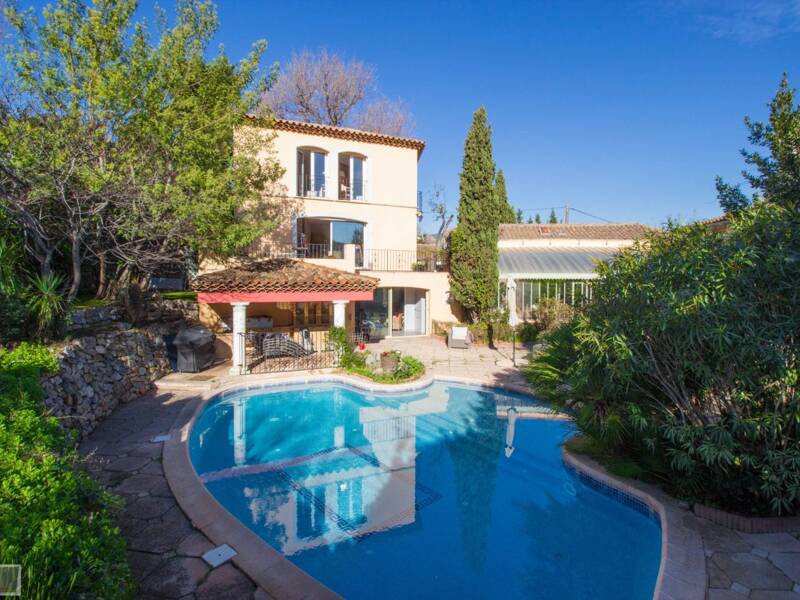 Maison à vendre, 340m², TOULON