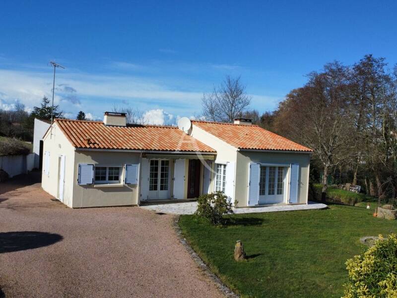 Maison à vendre, 96m², POIROUX