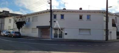 Espace bureau à vendre 254 000 € 355 m² de bureaux La Fenetre Saintes 17100