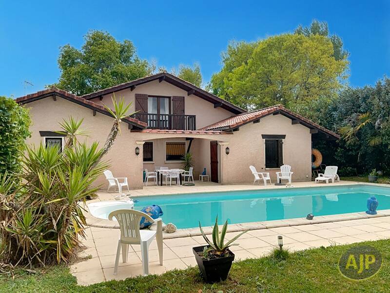 Maison à vendre, 174m², EYSINES