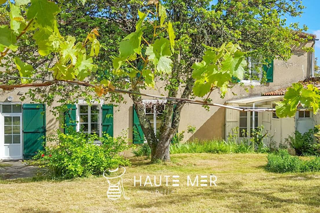 Maison à vendre, 192m², TALMONT SAINT HILAIRE
