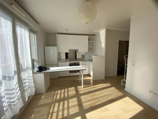 Studio à louer 650 € 1 pièce 30 m² Étage 2/3 Gate Vigne Mantes-la-Jolie 78200