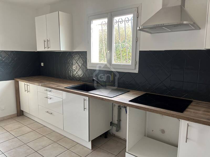 Maison à louer, 0m², REDESSAN