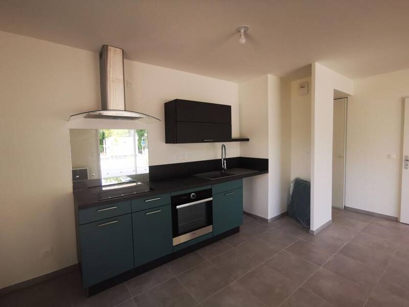 Maison à louer, 62m², VILLENEUVE LES AVIGNON