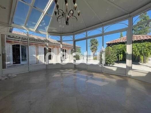 Maison de plain-pied à vendre 850 000 € 7 pièces 4 chambres 270 m² 4 867,6 m² de terrain Anse 69480