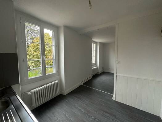 Appartement à louer - logement étudiant 370 € 1 pièce 26 m² Étage 2/3 Guibray Falaise 14700