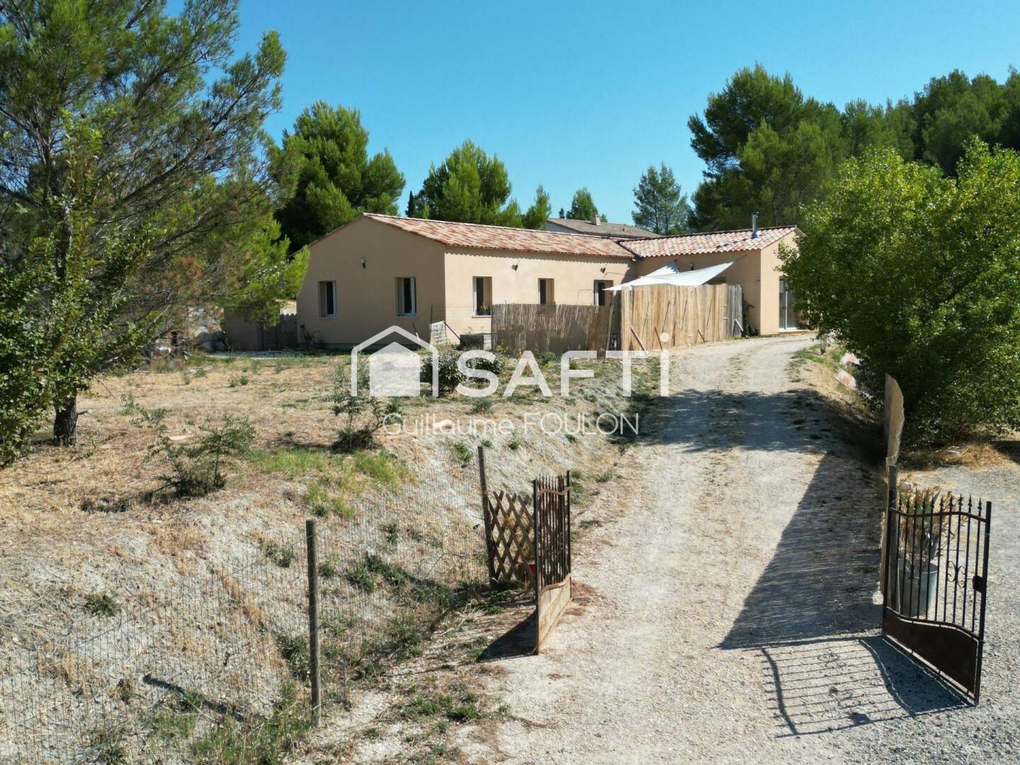 Maison à vendre, 135m², SAINT SATURNIN LES APT