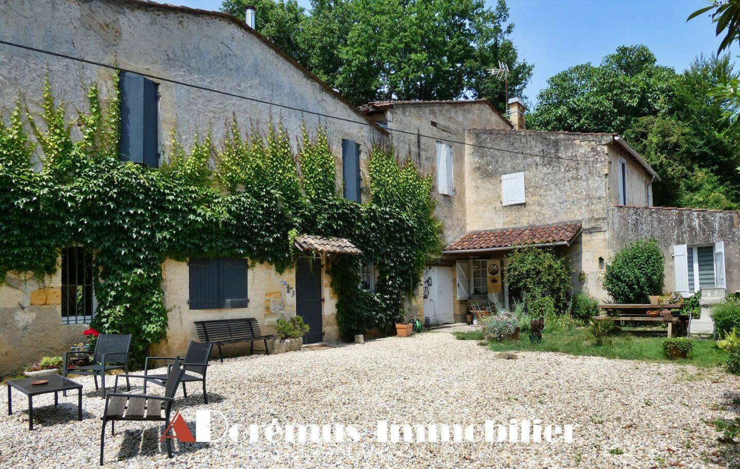 Maison à vendre, 320m², LANGOIRAN