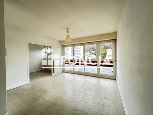 Appartement à louer 395 € 1 pièce 32 m² 2ème étage Centre Social Laon 02000