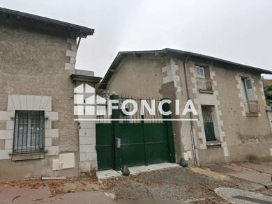 Maison à louer 900 € 3 pièces 2 chambres 69,9 m² disponible à partir du 04/07/2025 Historique Saint-Cyr-sur-Loire 37540