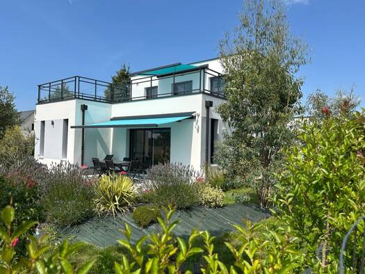 Maison à vendre - Première occupation 679 800 € 5 pièces 3 chambres 142 m² 770 m² de terrain Honfleur 14600