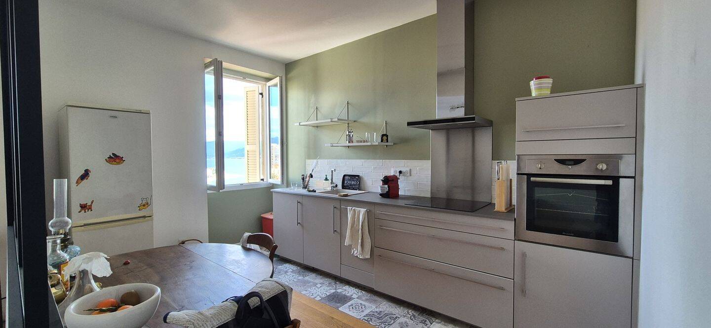 Maison à louer, 80m², AJACCIO