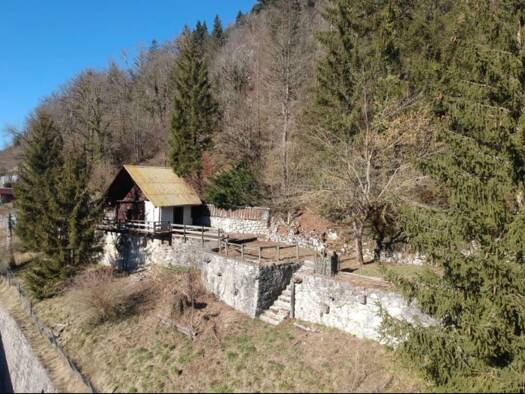 Maison à vendre 132 000 € 1 pièce 1 chambre 30 m² 755 m² de terrain Le Châtelard 73630