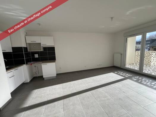 Appartement à louer 1 012 € 3 pièces 2 chambres 69 m² RDC Laurier-Les Charmettes Chambéry 73000