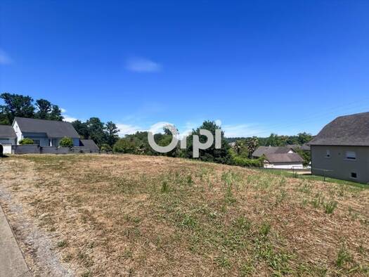 Terrain constructible à vendre 29 000 € 1 075 m² de terrain Géronce 64400