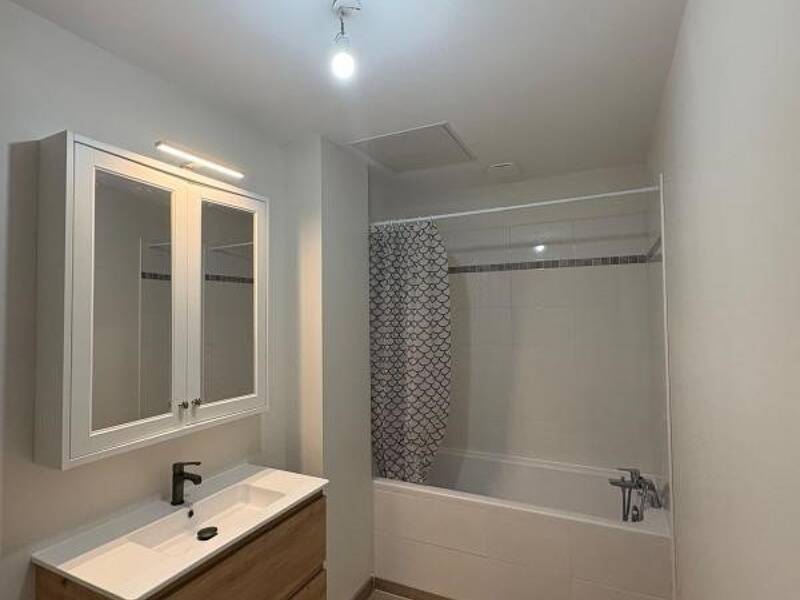 Maison à louer, 93m², ROQUEFORT