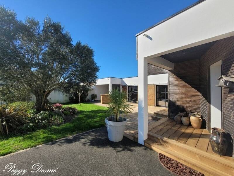 Maison à vendre, 173m², L'HOUMEAU