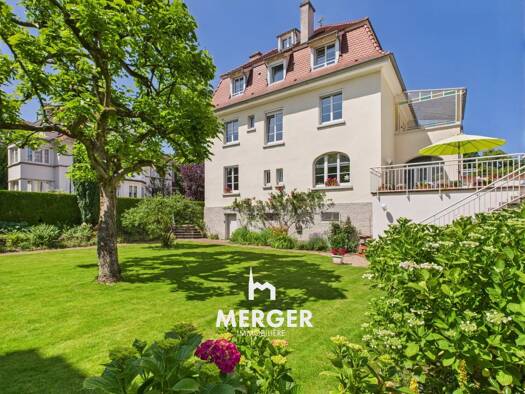Maison à vendre 1 788 800 € 11 pièces 5 chambres 285,8 m² 724 m² de terrain Orangerie Est Strasbourg 67000