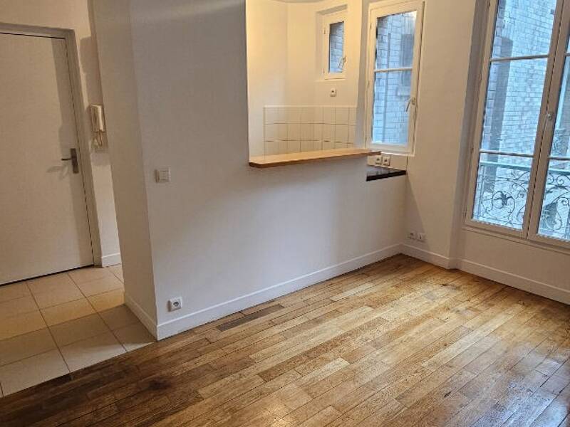 Maison à louer, 21m², PARIS 18E