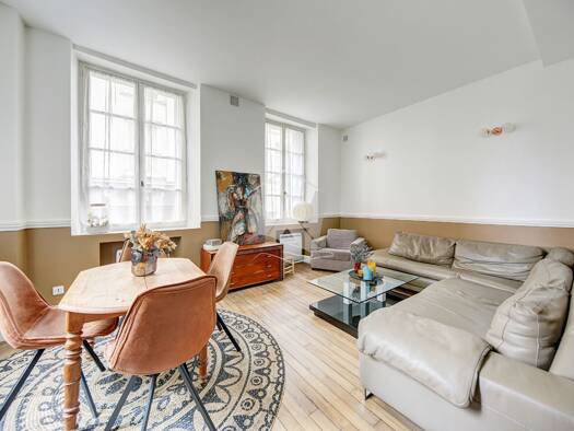 Triplex à vendre 447 000 € 4 pièces 2 chambres 60 m² RDC Gérard de Nerval Saint-Germain-en-Laye 78100