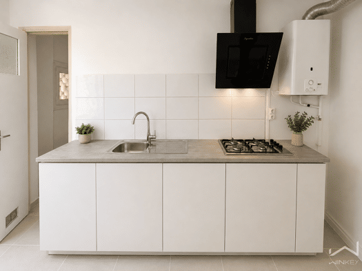 Appartement à vendre 94 900 € 6 pièces 4 chambres 98 m² Étage 1/2 Nord Est Pierrelatte 26700