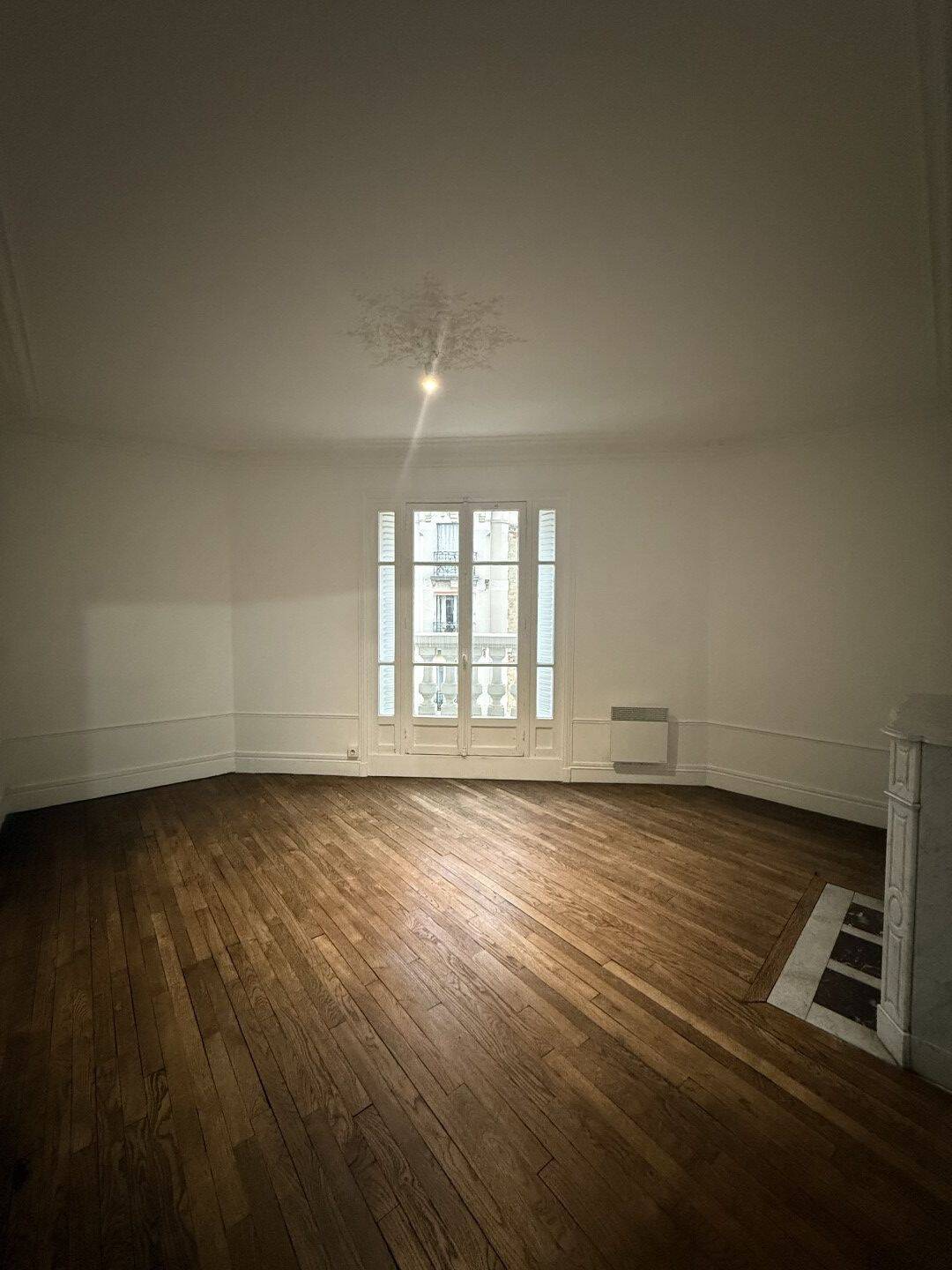 Maison à louer, 69m², COURBEVOIE