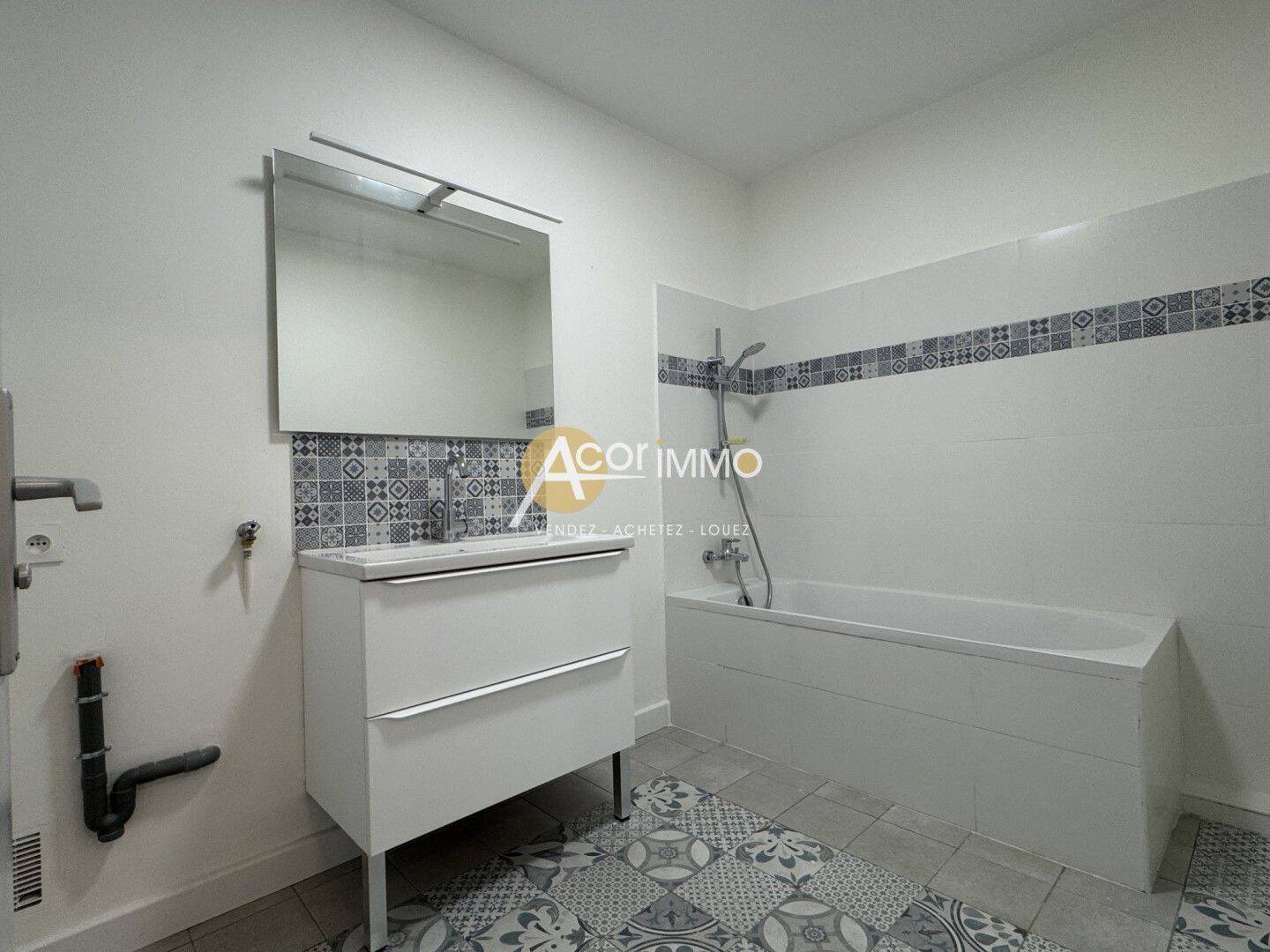 Maison à louer, 65m², LA SEYNE SUR MER