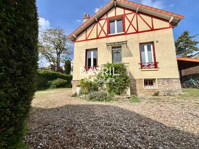 Maison à vendre 629 000 € 7 pièces 4 chambres 170 m² 787 m² de terrain Le Centre Andresy 78570