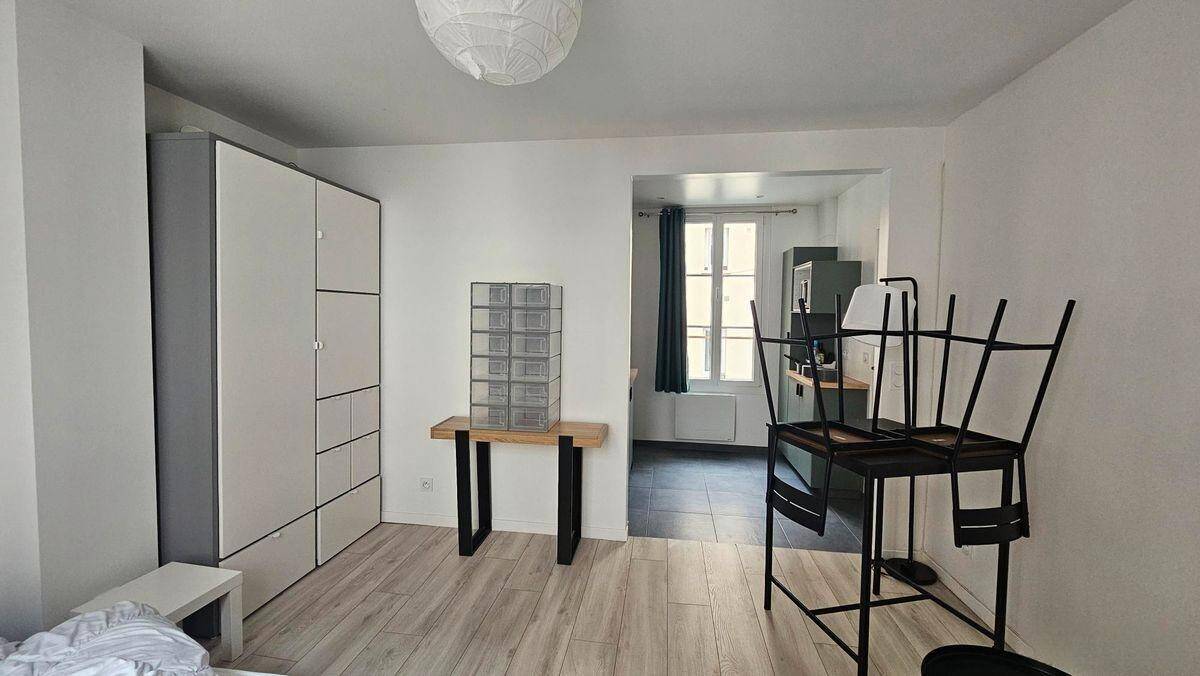 Maison à louer, 22m², LEVALLOIS PERRET
