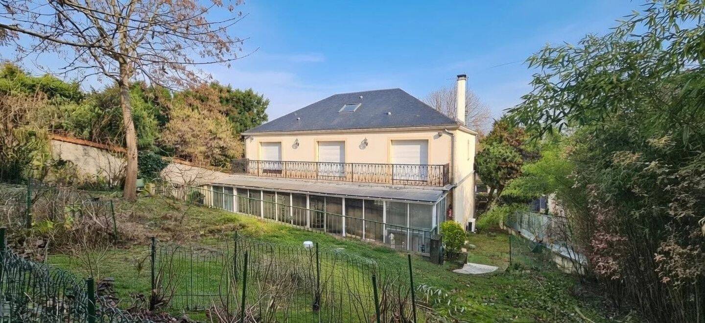 Maison à vendre, 358m², SAINT MAUR DES FOSSES