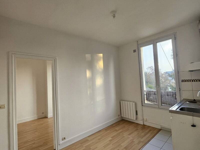Maison à louer, 25m², SAINT MAUR DES FOSSES