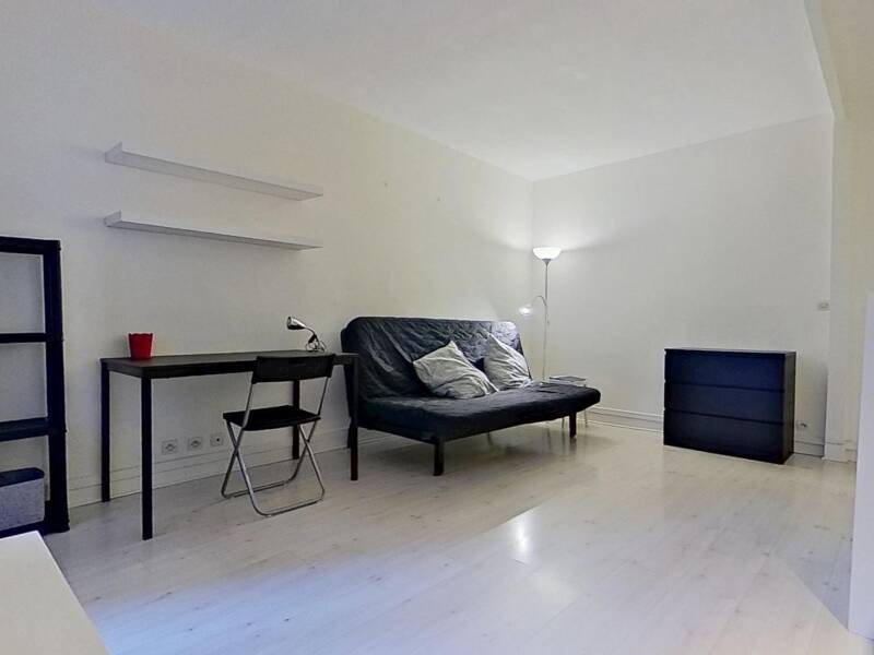 Maison à louer, 26m², PARIS 18E