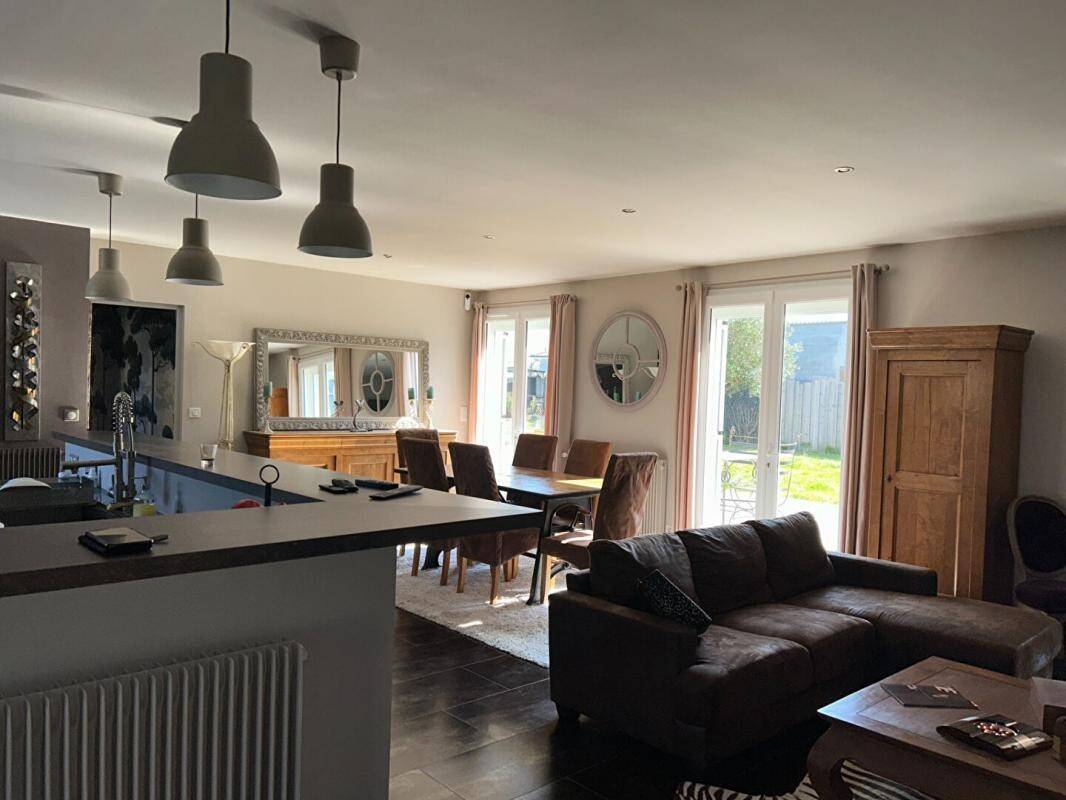 Maison à vendre, 280m², SAINT SULPICE ET CAMEYRAC