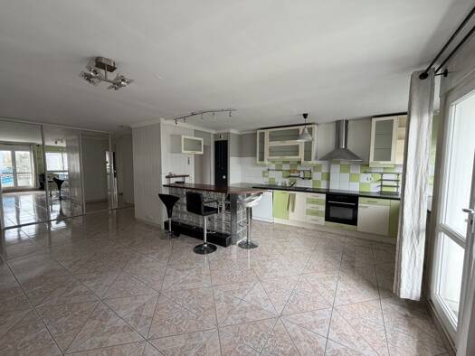 Appartement à vendre 199 900 € 4 pièces 3 chambres 84 m² Étage 5/7 Boissy-Saint-Léger 94470