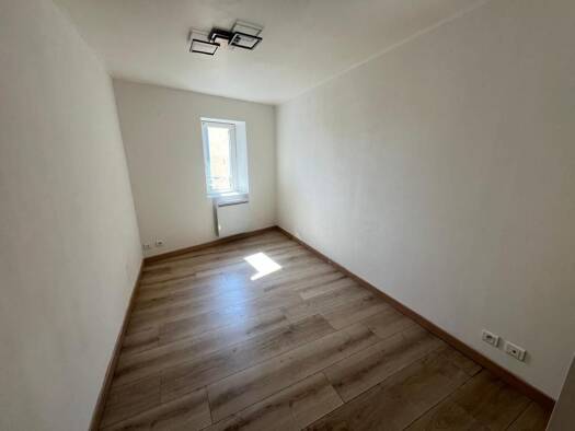 Duplex à louer 500 € 2 pièces 1 chambre 41,76 m² 1er étage Laragne-Montéglin 05300
