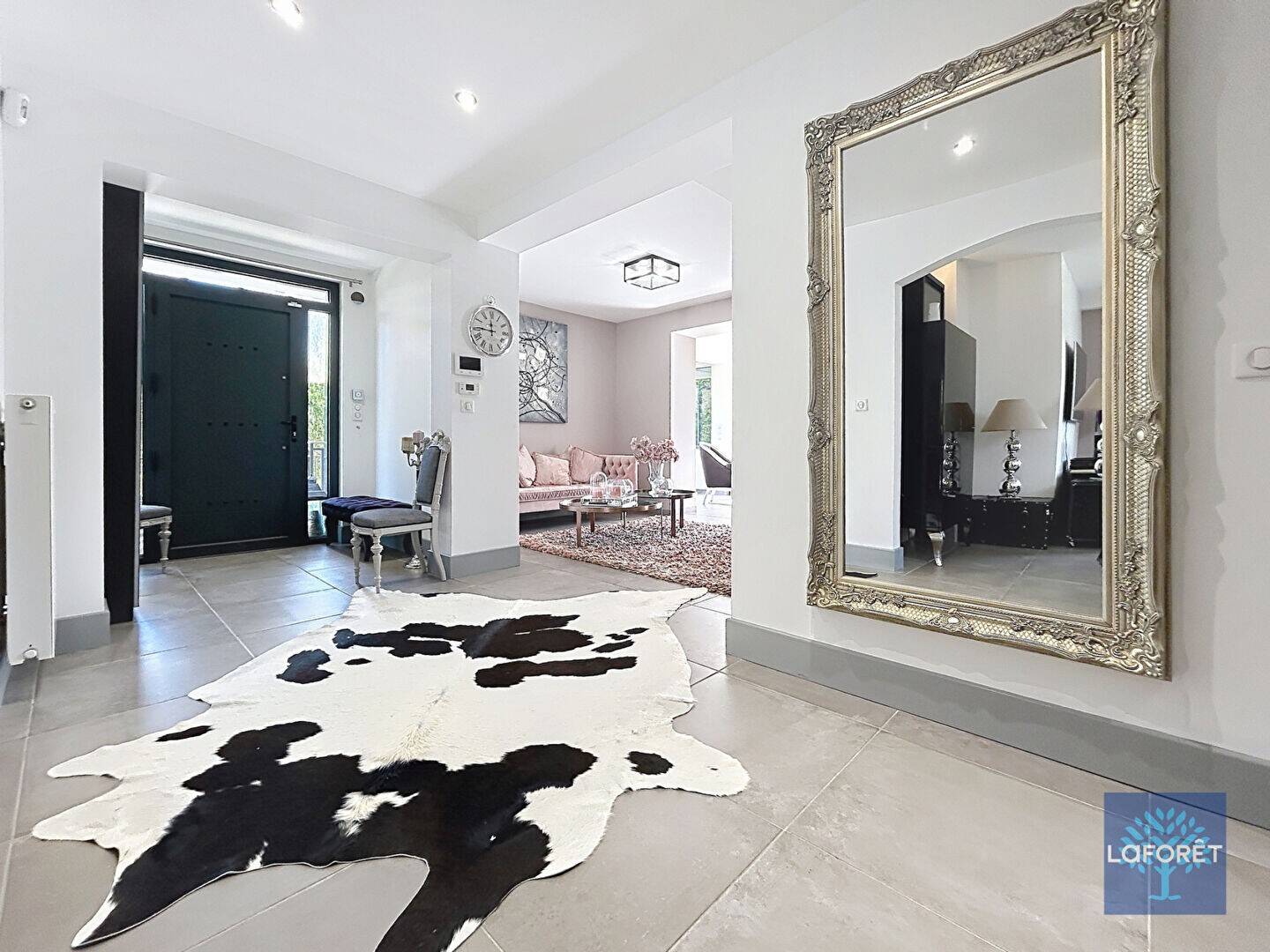 Maison à vendre, 225m², CRECY LA CHAPELLE
