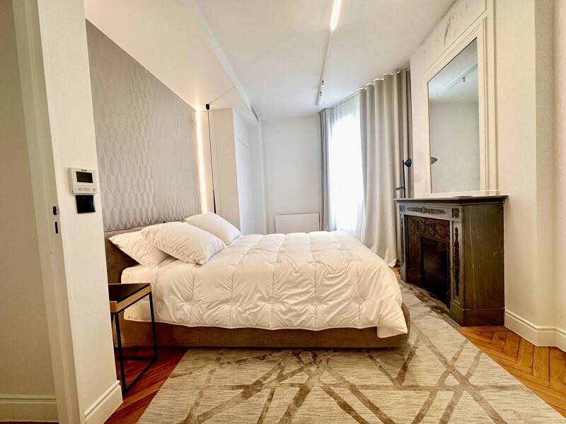 Maison à louer, 180m², PARIS 16E