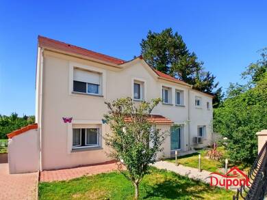 Maison de plain-pied à vendre 446 000 € 10 pièces 6 chambres 198 m² 852 m² de terrain Gouaix 77114