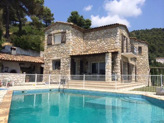 Villa à vendre 1 150 000 € 7 pièces 1 chambre 200 m² Tourrette-Levens 06690