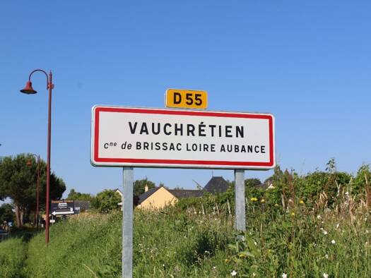 Terrain constructible à vendre 52 500 € 375 m² de terrain Vauchrétien 49320