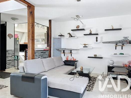 Maison à vendre 249 000 € 7 pièces 4 chambres 163 m² 1 017 m² de terrain Montereau-Fault-Yonne 77130