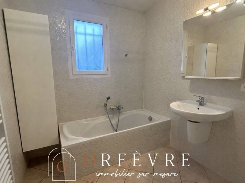 Maison à louer, 77m², BEAULIEU