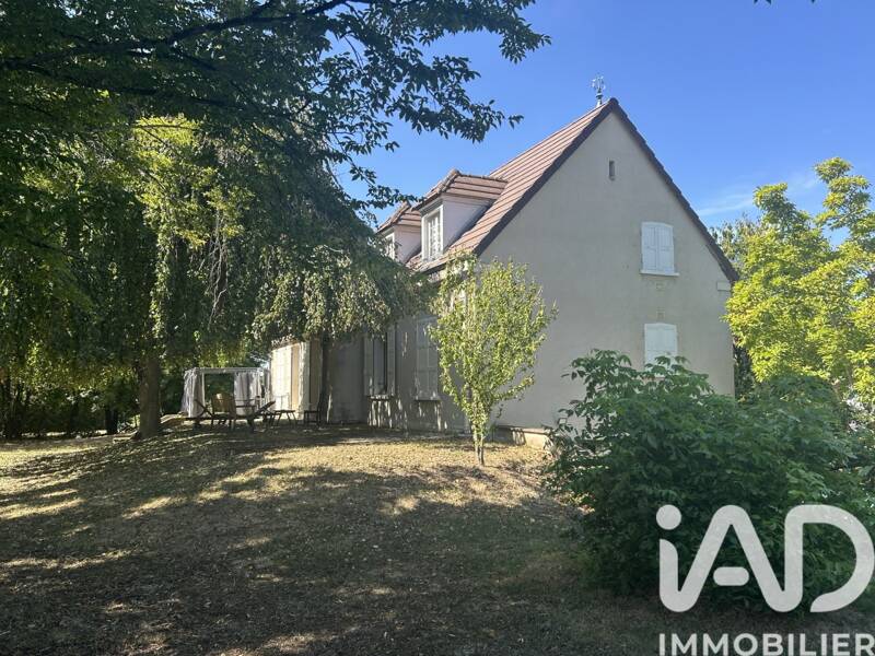 Maison à vendre, 201m², CHATENOY LE ROYAL