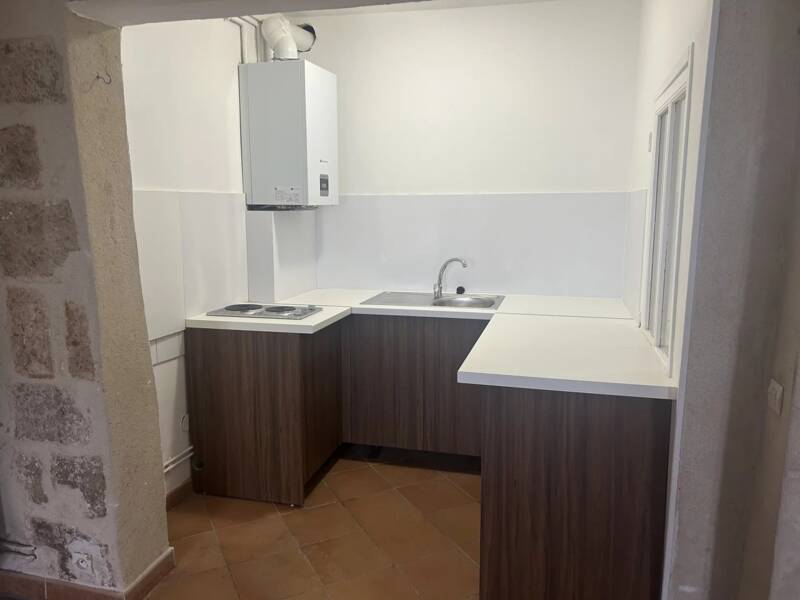 Maison à louer, 64m², UZES